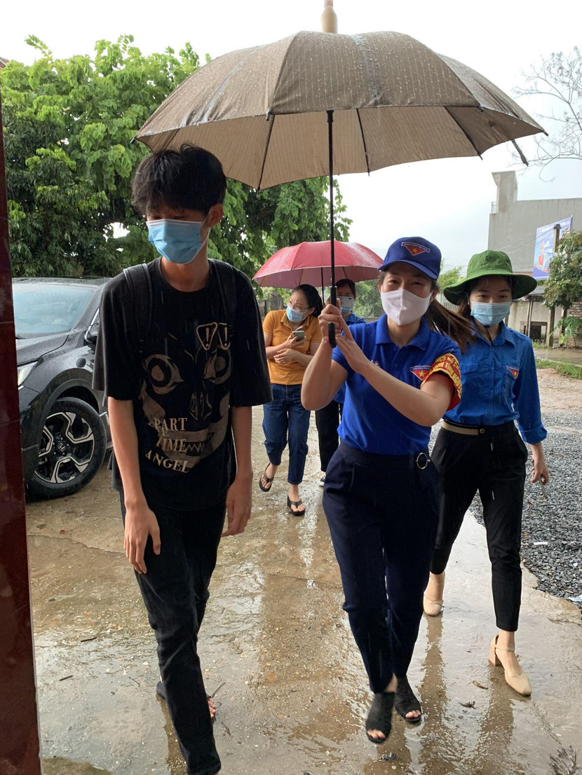 Thí sinh Đăng vẫn kịp dự buổi thi sáng 8-7