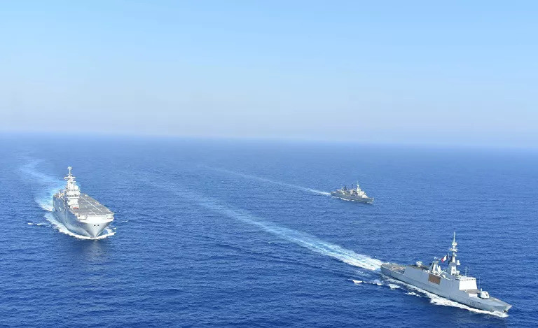 Các tàu của Hy Lạp và Pháp trong cuộc tập trận chung trên biển Địa Trung Hải hôm 13-8