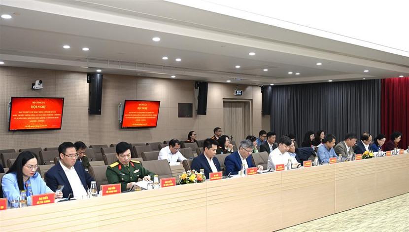 Các đại biểu dự hội nghị. Các đại biểu dự hội nghị.