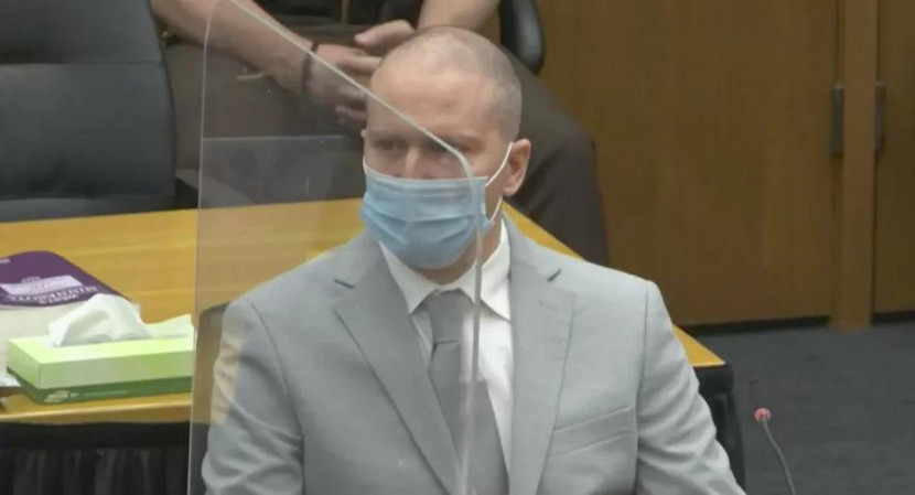 Hồi tháng 4-2021, Derek Chauvin đã bị kết tội giết người và ngộ sát cấp độ 2 Hồi tháng 4-2021, Derek Chauvin đã bị kết tội giết người và ngộ sát cấp độ 2