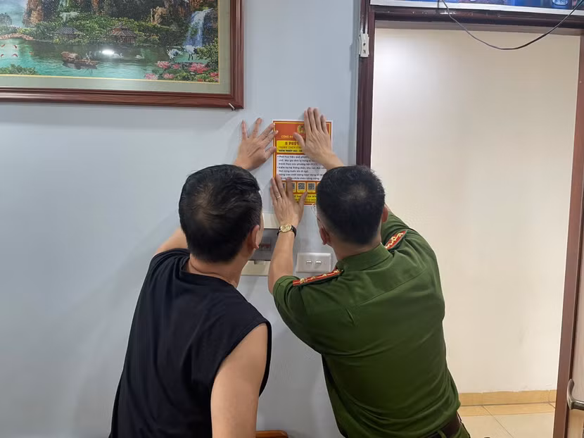 Chỉ dẫn lối thoát hiểm ở từng hộ gia đình, khu dân cư, cơ quan