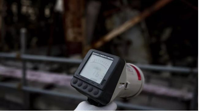 Takeshi Ebisawa khoe khoang rằng ông ta có quyền tiếp cận một lượng lớn vật liệu hạt nhân đang muốn rao bán Takeshi Ebisawa khoe khoang rằng ông ta có quyền tiếp cận một lượng lớn vật liệu hạt nhân đang muốn rao bán