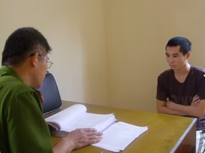 Cặp vợ chồng lừa đảo chạy công chức ảnh 1