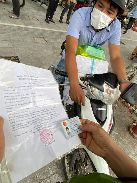 Một trường hợp vận chuyển hàng bị kiểm tra giấy đi đường Một trường hợp vận chuyển hàng bị kiểm tra giấy đi đường