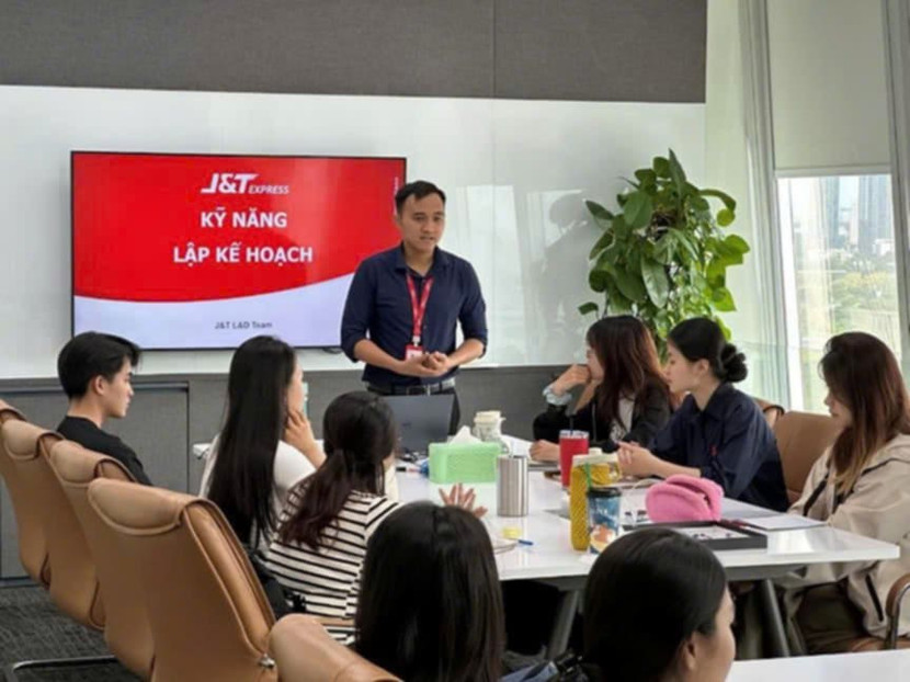 Lộ trình đào tạo bài bản tại J&amp;T Express