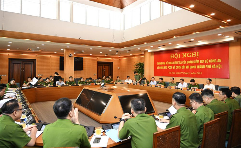 Toàn cảnh Hội nghị. Toàn cảnh Hội nghị.