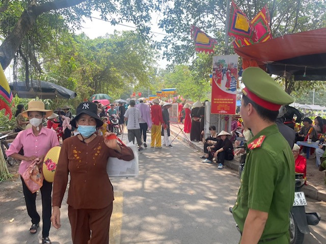 Lực lượng chức năng hoàn thành nhiệm vụ, góp phần thành công lễ hội