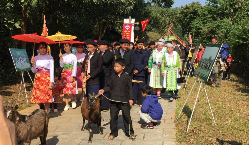 Chương trình “Chào năm mới 2025” diễn ra từ ngày 31-12-2024 đến 1-1-2025 Chương trình “Chào năm mới 2025” diễn ra từ ngày 31-12-2024 đến 1-1-2025