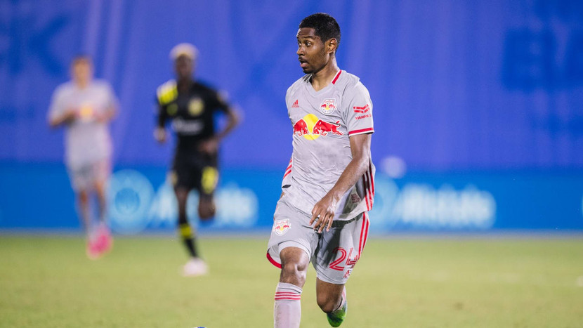 Chinh chiến ở MLS Năm 2020, Cao Pendant Quang Vinh quyết định rời Sochaux để gia nhập New York Red Bulls tại Giải bóng đá nhà nghề Mỹ (MLS). Đây là bước ngoặt trong sự nghiệp của anh khi có cơ hội thi đấu trong một giải đấu giàu thể lực và tốc độ. Dù không được ra sân thường xuyên, nhưng trải nghiệm tại MLS giúp hậu vệ này trau dồi thêm kinh nghiệm thi đấu đỉnh cao. Chinh chiến ở MLS Năm 2020, Cao Pendant Quang Vinh quyết định rời Sochaux để gia nhập New York Red Bulls tại Giải bóng đá nhà nghề Mỹ (MLS). Đây là bước ngoặt trong sự nghiệp của anh khi có cơ hội thi đấu trong một giải đấu giàu thể lực và tốc độ. Dù không được ra sân thường xuyên, nhưng trải nghiệm tại MLS giúp hậu vệ này trau dồi thêm kinh nghiệm thi đấu đỉnh cao.