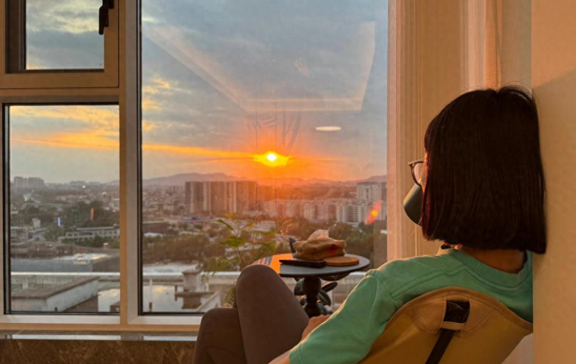 Ở chung cư là sinh sống với mối quan hệ cộng đồng sẽ giúp chúng ta không bị nhàm chán, không bị “giam lỏng” trong căn hộ của mình