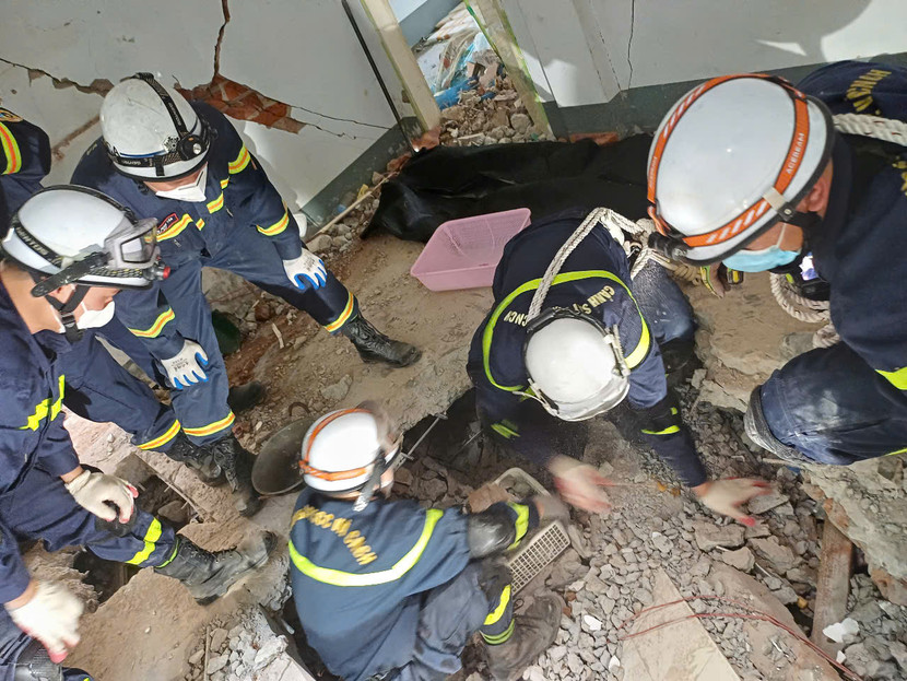 Lực lượng cứu hộ của Công an Hà Nội giành giật sự sống cho các nạn nhân sau trận động đất của trên đất nước Myanmar Lực lượng cứu hộ của Công an Hà Nội giành giật sự sống cho các nạn nhân sau trận động đất của trên đất nước Myanmar