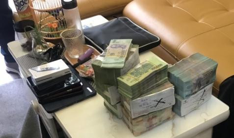 Một phần tang vật vụ án Một phần tang vật vụ án