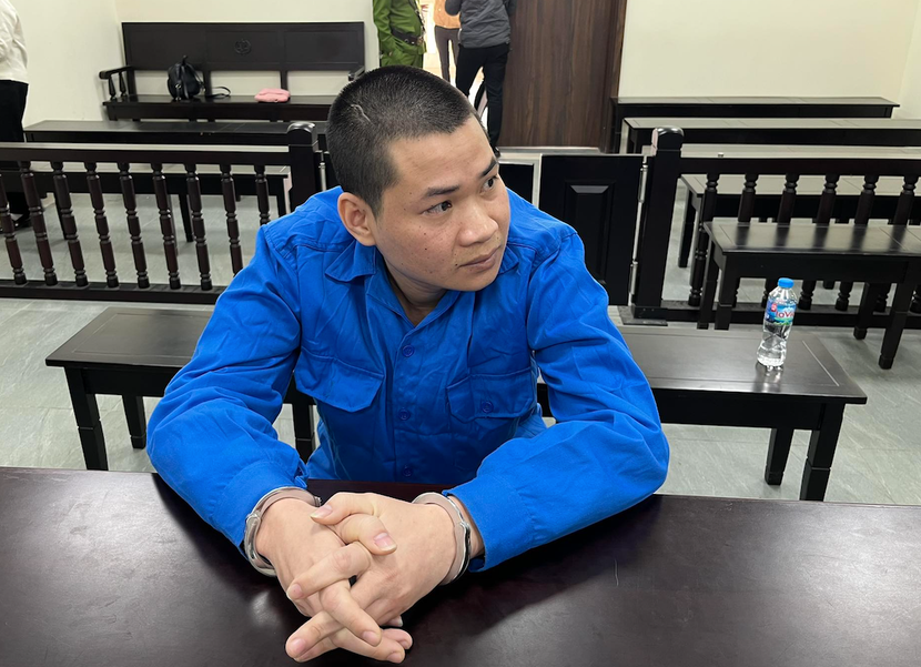 Kẻ thủ ác Lê Văn Công tại phiên xử ngày 1-4