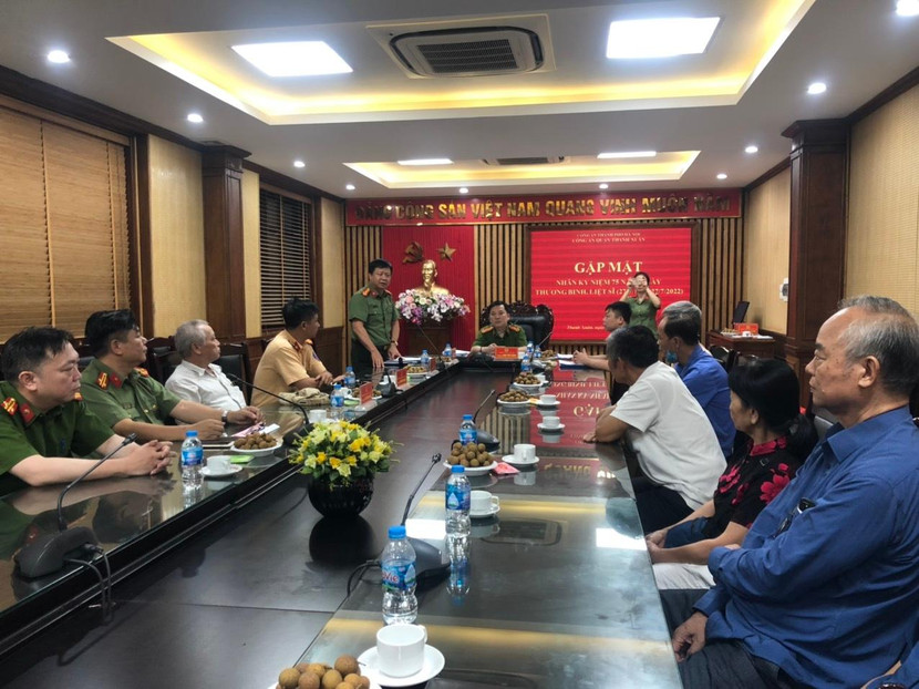 Buổi gặp mặt ấm cúng của Đảng ủy - Ban chỉ huy CAQ với các đồng chí thương binh, thân nhân liệt sỹ