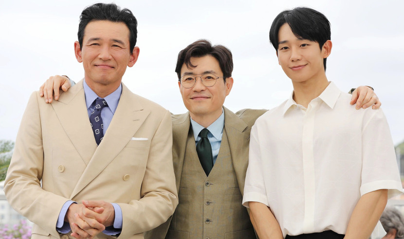 Đạo diễn Ryoo Seung-wan (giữa), Hwang Jung-min và Jung Hae-in - bộ ba thăng hoa phòng vé điện ảnh