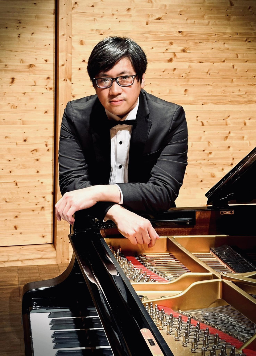 Lưu Hồng Quang là một trong những nghệ sĩ piano tài năng trong thế hệ của mình Lưu Hồng Quang là một trong những nghệ sĩ piano tài năng trong thế hệ của mình