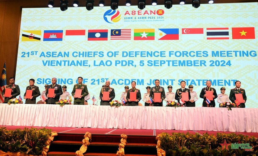 Quang cảnh hội nghị