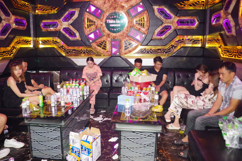 Các đối tượng có mặt tại quán karake Thiên Ân 2