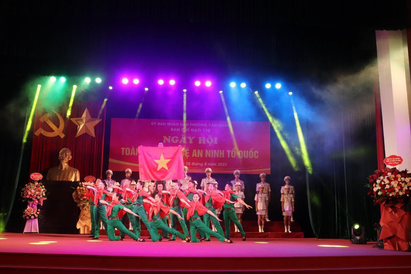 Mỗi tiết mục văn nghệ đã truyền cảm hứng và tạo sự gắn kết lớn Mỗi tiết mục văn nghệ đã truyền cảm hứng và tạo sự gắn kết lớn