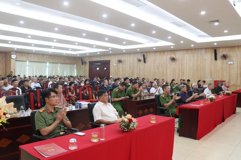 Toàn cảnh buổi gặp mặt