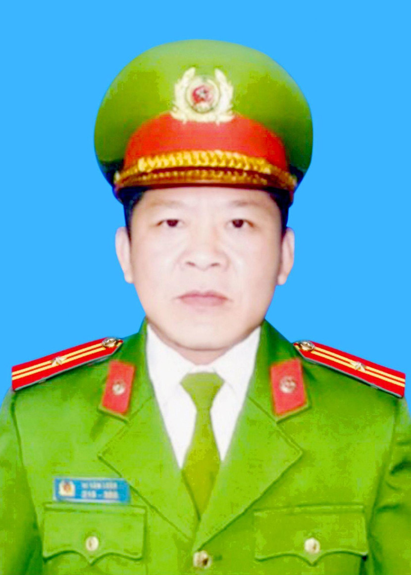 Thiếu tá Vi Văn Luân