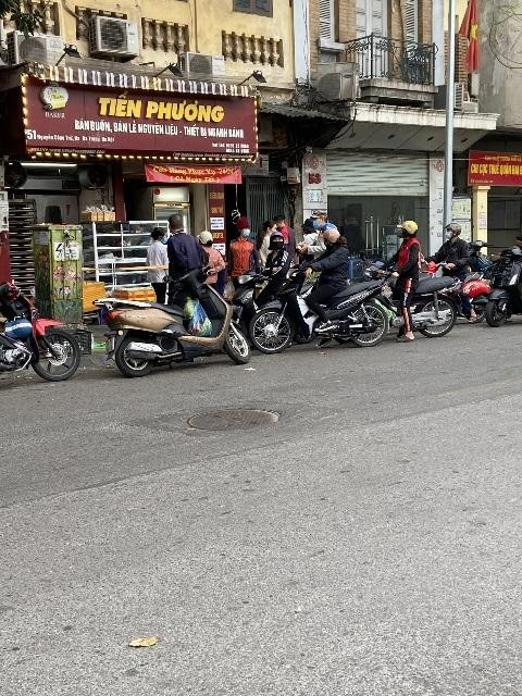 Cửa hàng bánh mỳ, bánh ngọt trên phố Nguyễn Công Trứ, quận Hai Bà Trưng Cửa hàng bánh mỳ, bánh ngọt trên phố Nguyễn Công Trứ, quận Hai Bà Trưng