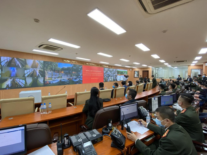 Ứng dụng công nghệ thông tin, đẩy mạnh tương tác với người dân là thế mạnh của Trung tâm Thông tin chỉ huy CATP Hà Nội