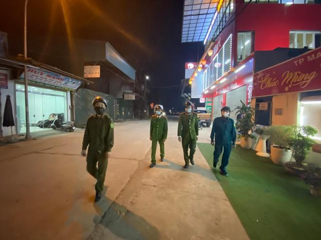 Công an xã Dị Nậu, huyện Thạch Thất tuần tra đêm Giao thừa Công an xã Dị Nậu, huyện Thạch Thất tuần tra đêm Giao thừa