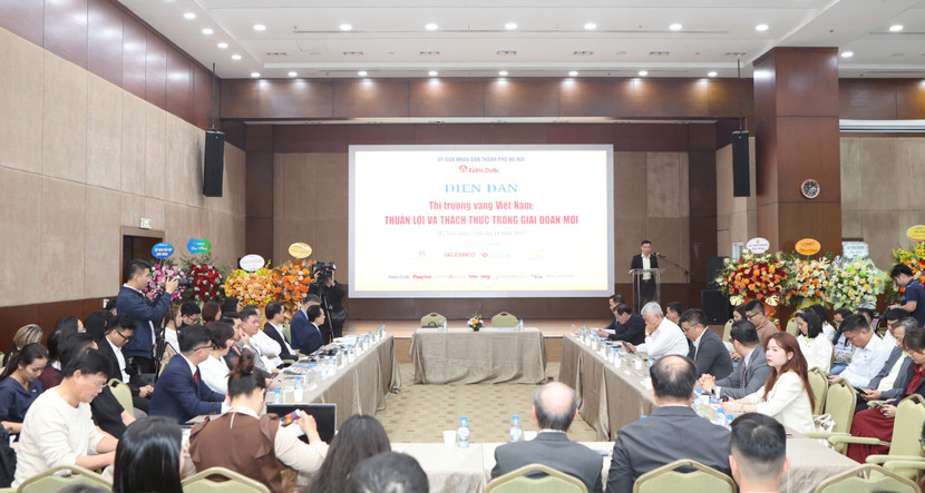 Quang cảnh Diễn đàn