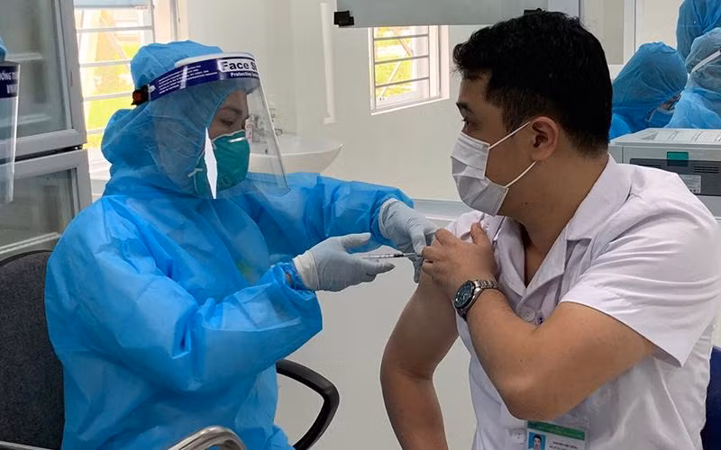 Hiện Việt Nam có 1% dân số với gần 2 triệu liều vaccine Covid-19 đã được tiêm