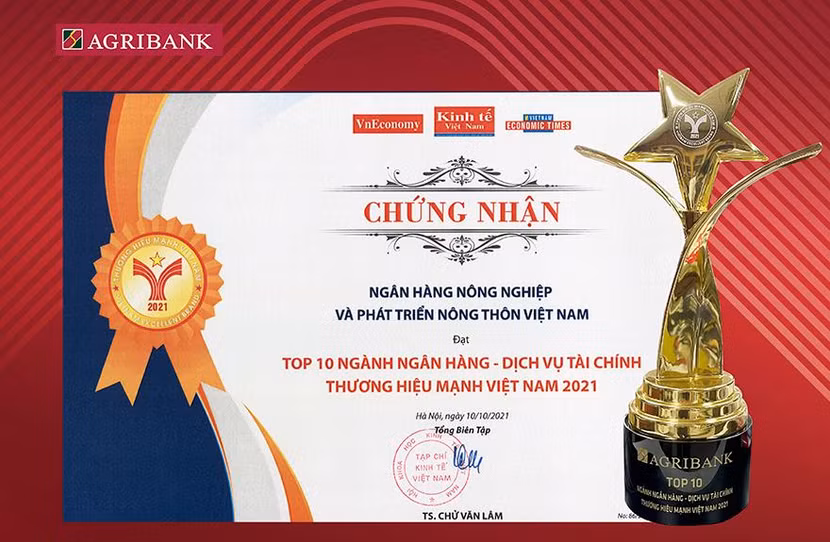 Agribank được vinh danh trong bảng xếp hạng TOP10 Thương hiệu Mạnh Việt Nam lĩnh vực Tài chính - Ngân hàng năm 2021 Agribank được vinh danh trong bảng xếp hạng TOP10 Thương hiệu Mạnh Việt Nam lĩnh vực Tài chính - Ngân hàng năm 2021