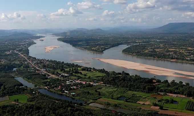 Một đoạn sông Mekong giáp giữa Thái Lan và Lào nhìn từ tỉnh Nong Khai, Thái Lan