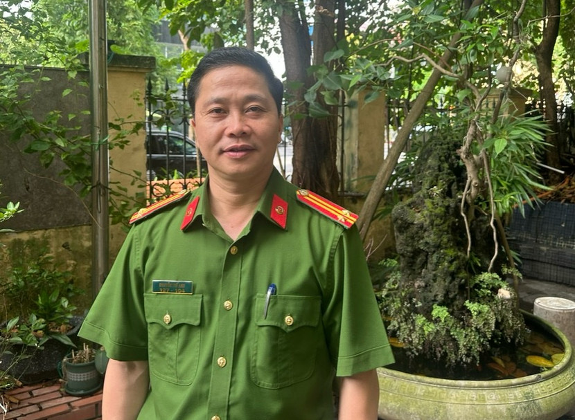 Trung tá Nguyễn Thế Anh, Phó trưởng Công an phường Ô Chợ Dừa Trung tá Nguyễn Thế Anh, Phó trưởng Công an phường Ô Chợ Dừa