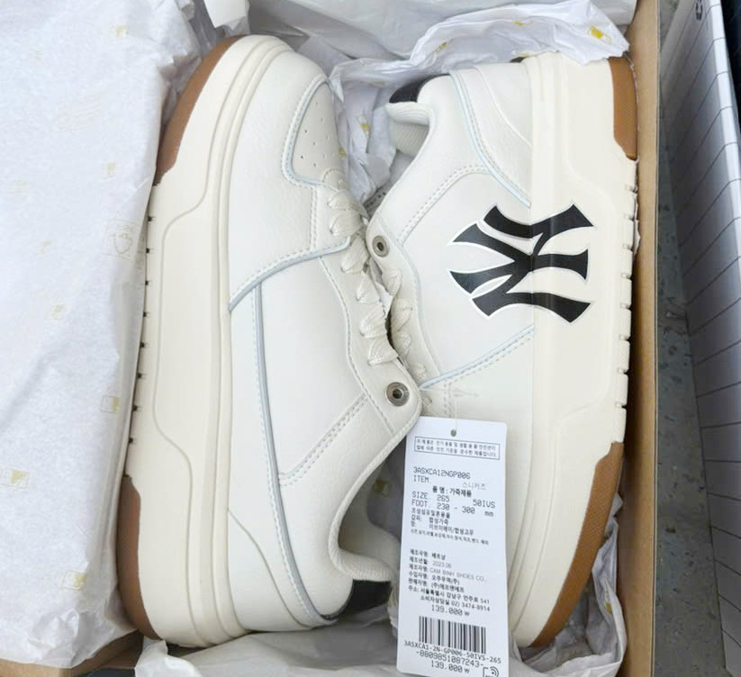 Sản phẩm giả mạo nhãn hiệu