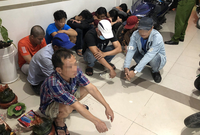 Những người bị tình nghi sử dụng ma tuý tại các khách sạn quận Bình Tân Những người bị tình nghi sử dụng ma tuý tại các khách sạn quận Bình Tân