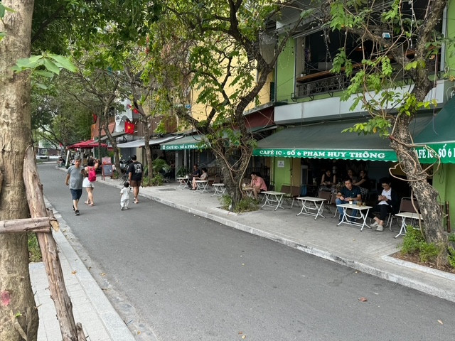 Cơ hội kinh doanh được đánh giá tiềm năng và tốt hơn so với trước thời điểm tổ chức không gian đi bộ Cơ hội kinh doanh được đánh giá tiềm năng và tốt hơn so với trước thời điểm tổ chức không gian đi bộ