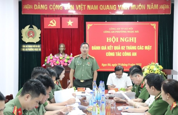 Đại tá Nguyễn Thành Long – Phó Giám đốc CATP phát biểu tại buổi làm việc