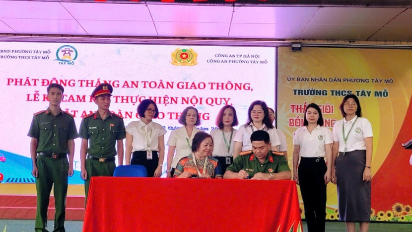 Hà Nội: Sinh động, thiết thực các biện pháp tuyên truyền pháp luật giao thông ở cấp cơ sở ảnh 9