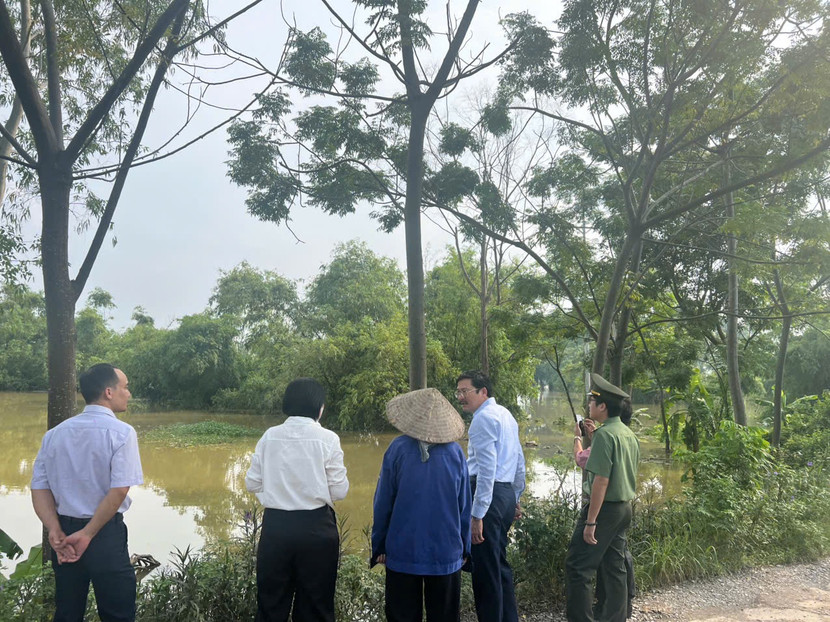 Lực lượng An ninh kinh tế phối hợp kiểm tra thực địa các tuyến đê, sông