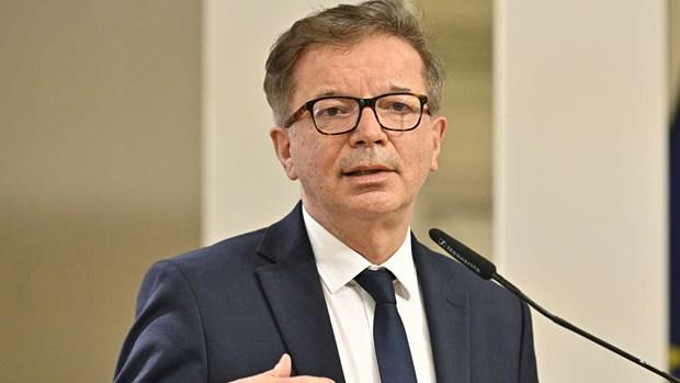 Bộ trưởng Y tế Áo Rudolf Anschober kiệt sức vì ứng phó với đai dịch