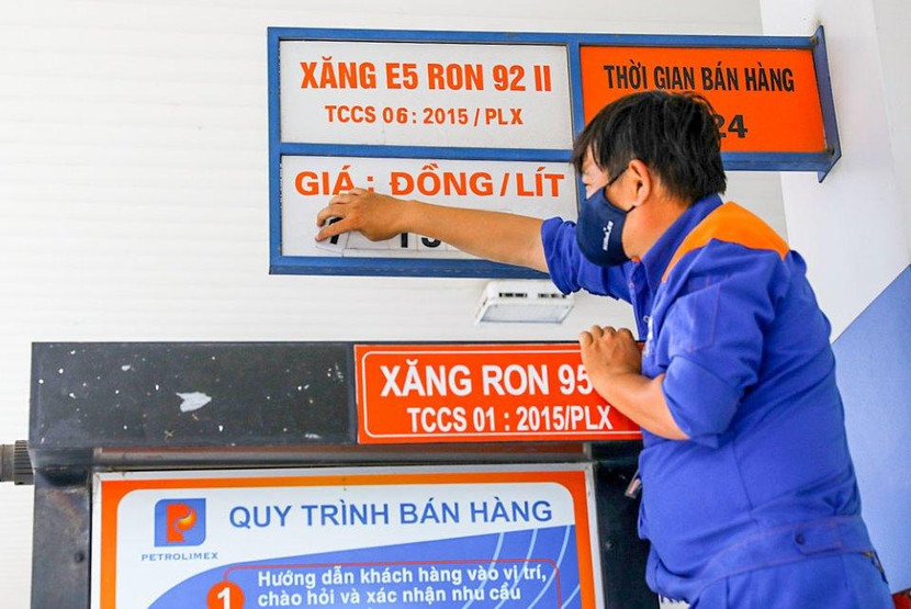 Giá xăng đã có 10 đợt tăng giá kể từ đầu năm Giá xăng đã có 10 đợt tăng giá kể từ đầu năm