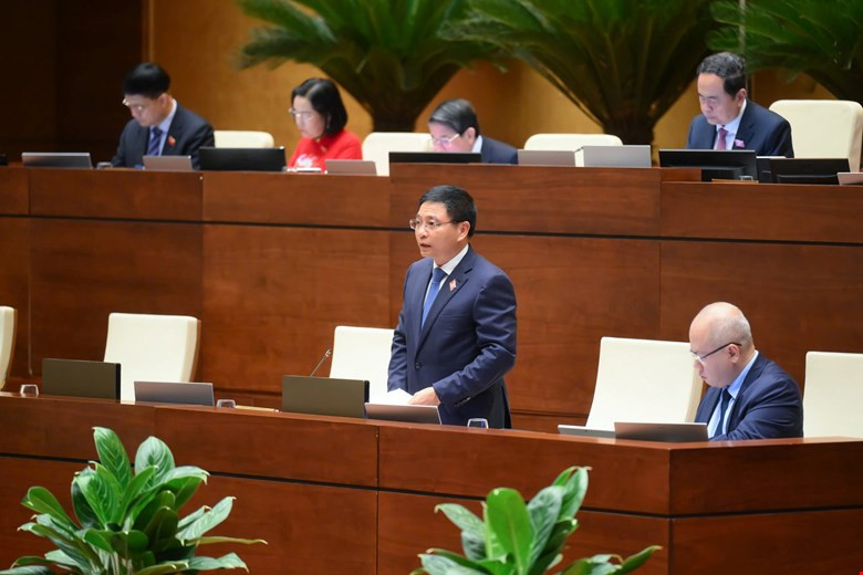 Bộ trưởng Bộ Tài chính Nguyễn Văn Thắng trả lời chất vấn