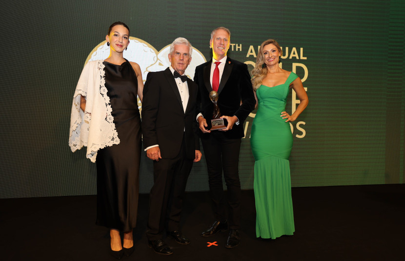 Đại diện thương hiệu quản lý và vận hành sân golf hàng đầu Việt Nam BRG Golf nhận chứng nhận giải thưởng Đại diện thương hiệu quản lý và vận hành sân golf hàng đầu Việt Nam BRG Golf nhận chứng nhận giải thưởng