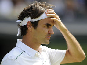 Federer suýt... đối đầu với MU ảnh 1