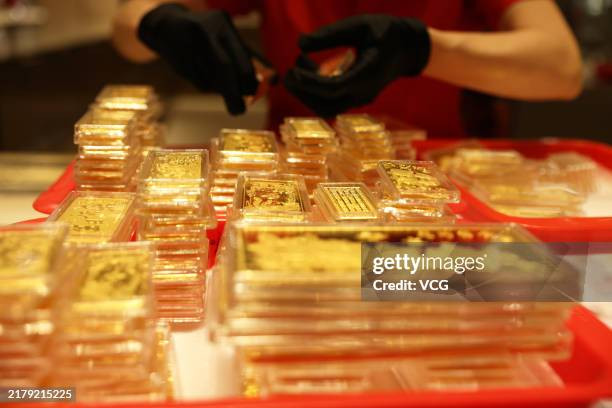 Nhu cầu đầu tư vàng tăng vọt do tâm lý FOMO