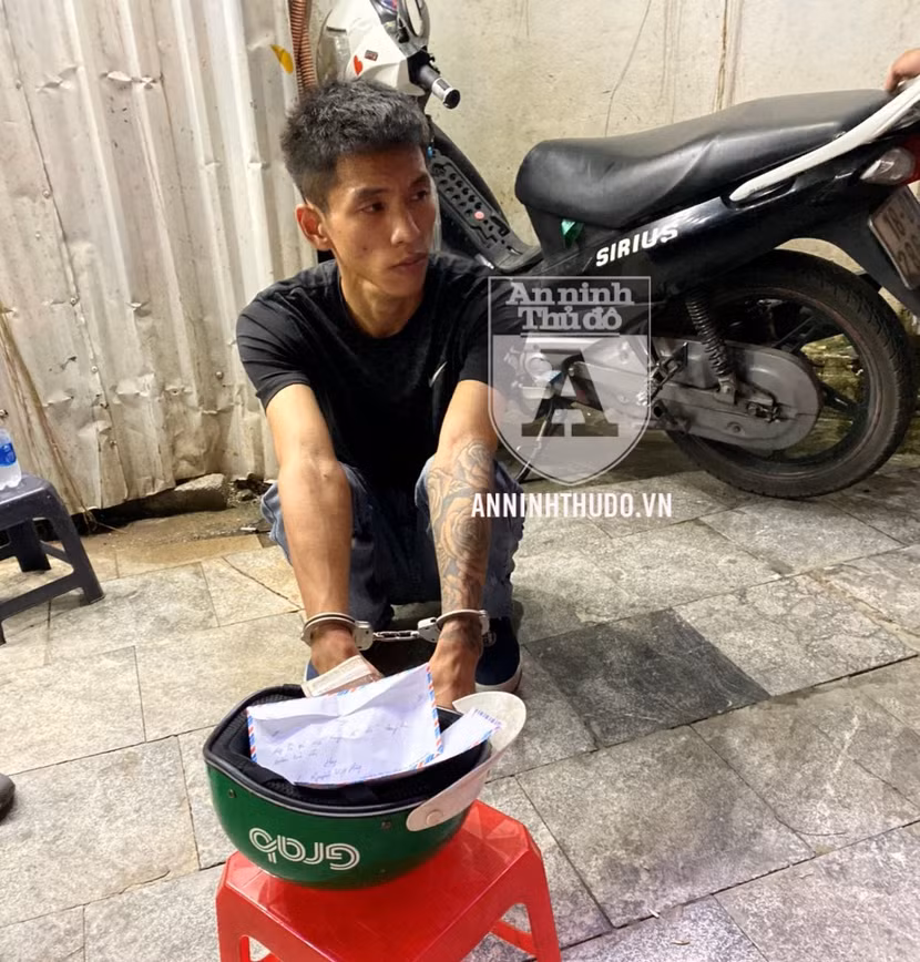 Đối tượng đã có 1 tiền án và có biểu hiện vừa sử dụng ma túy xong
