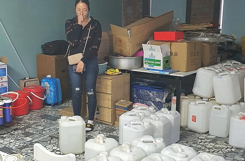 510 lít rượu thủ công không rõ nguồn gốc đã bị tạm giữ