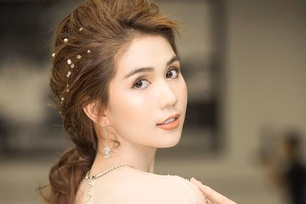 Ngọc Trinh có thú sưu tập đồng hồ hàng hiệu với giá trị nhiều tỷ đồng