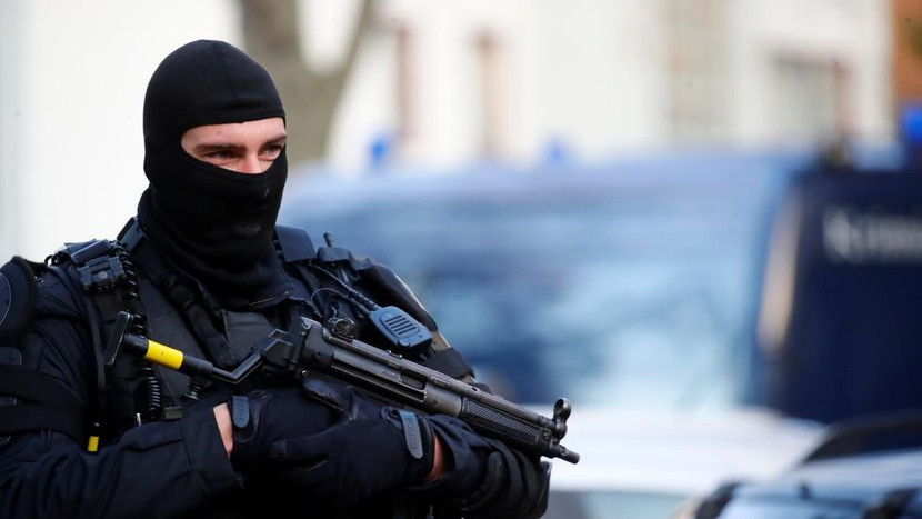 Nhân viên an ninh được trang bị vũ khí đã được điều đến hiện trường