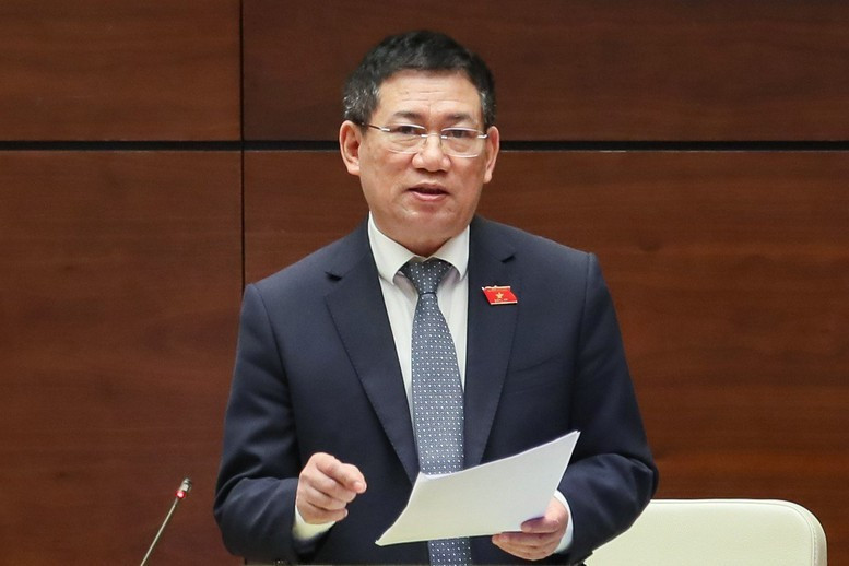 Phó Thủ tướng Chính phủ, Bộ trưởng Bộ Tài chính Hồ Đức Phớc phát biểu giải trình